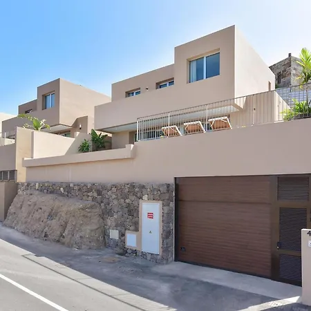 Kaiman 41 By Villagrancanaria * Salobre (Gran Canaria)